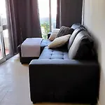 Rocha Sunny アパート *